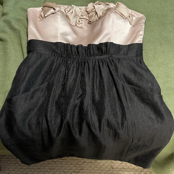 BCBG New Top - Picture 2 of 4